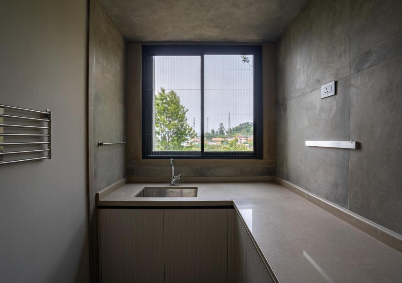 Lohonostays Villa Amani 8A Кунур Екстер'єр фото