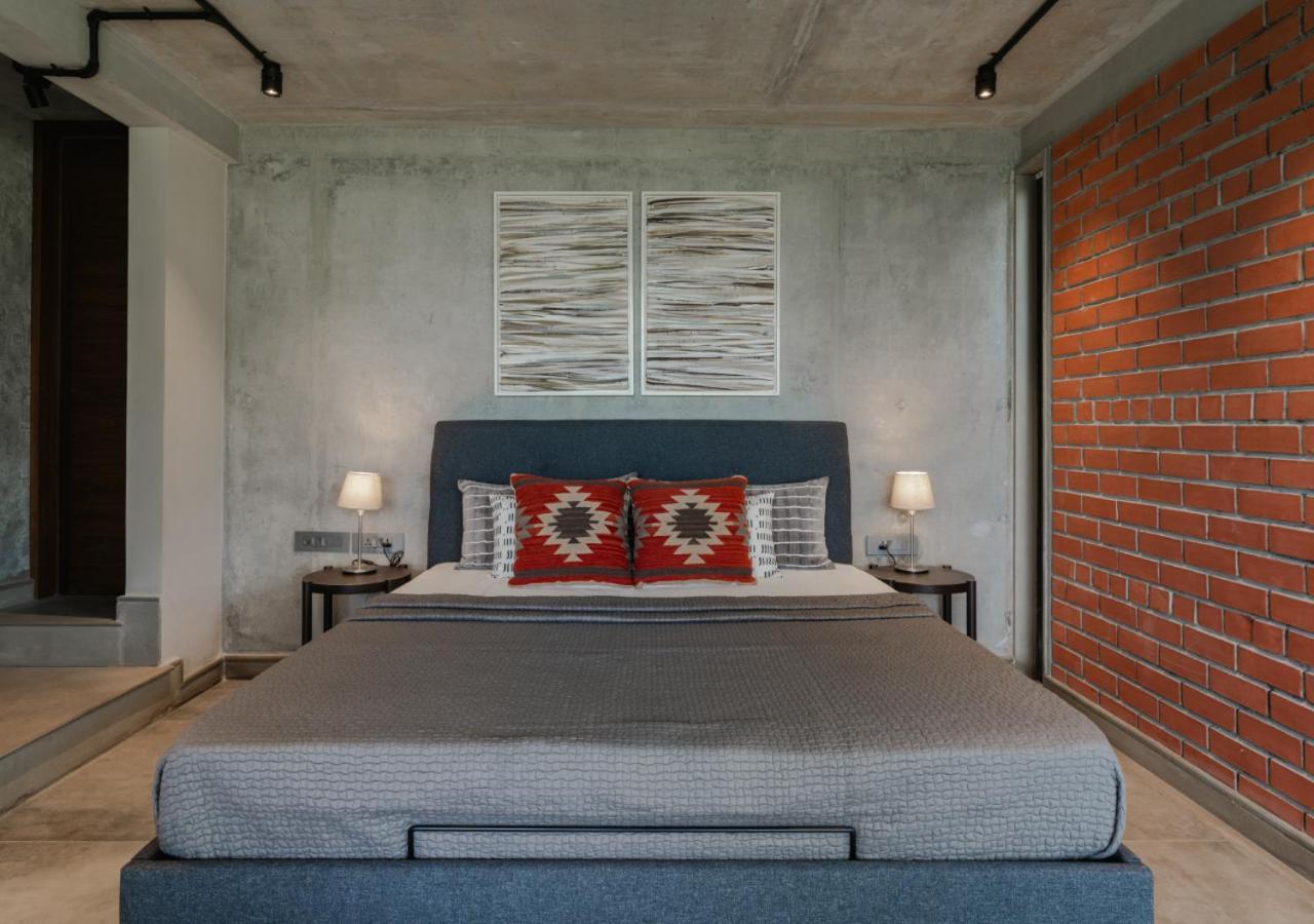 Lohonostays Villa Amani 8A Кунур Екстер'єр фото