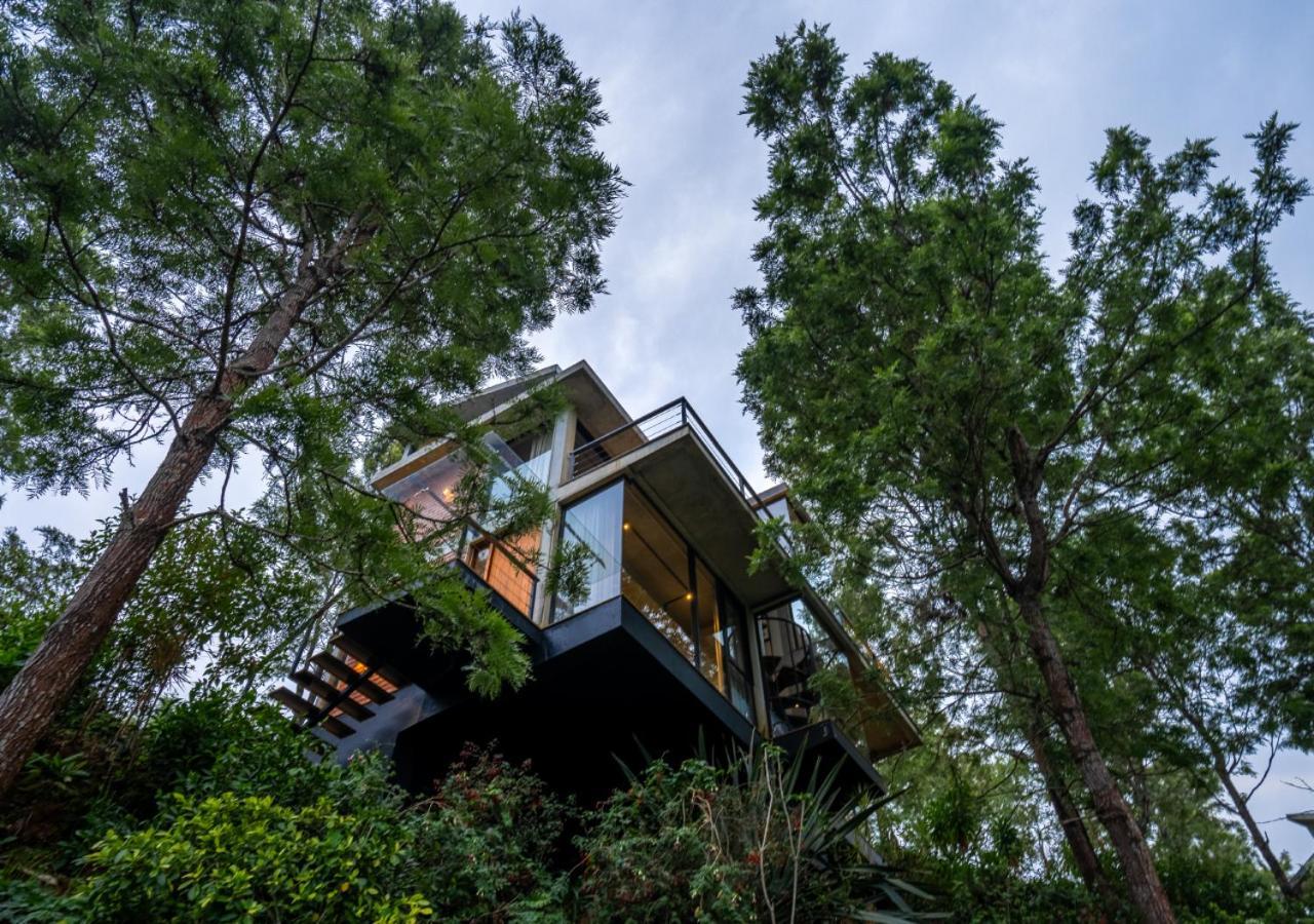 Lohonostays Villa Amani 8A Кунур Екстер'єр фото